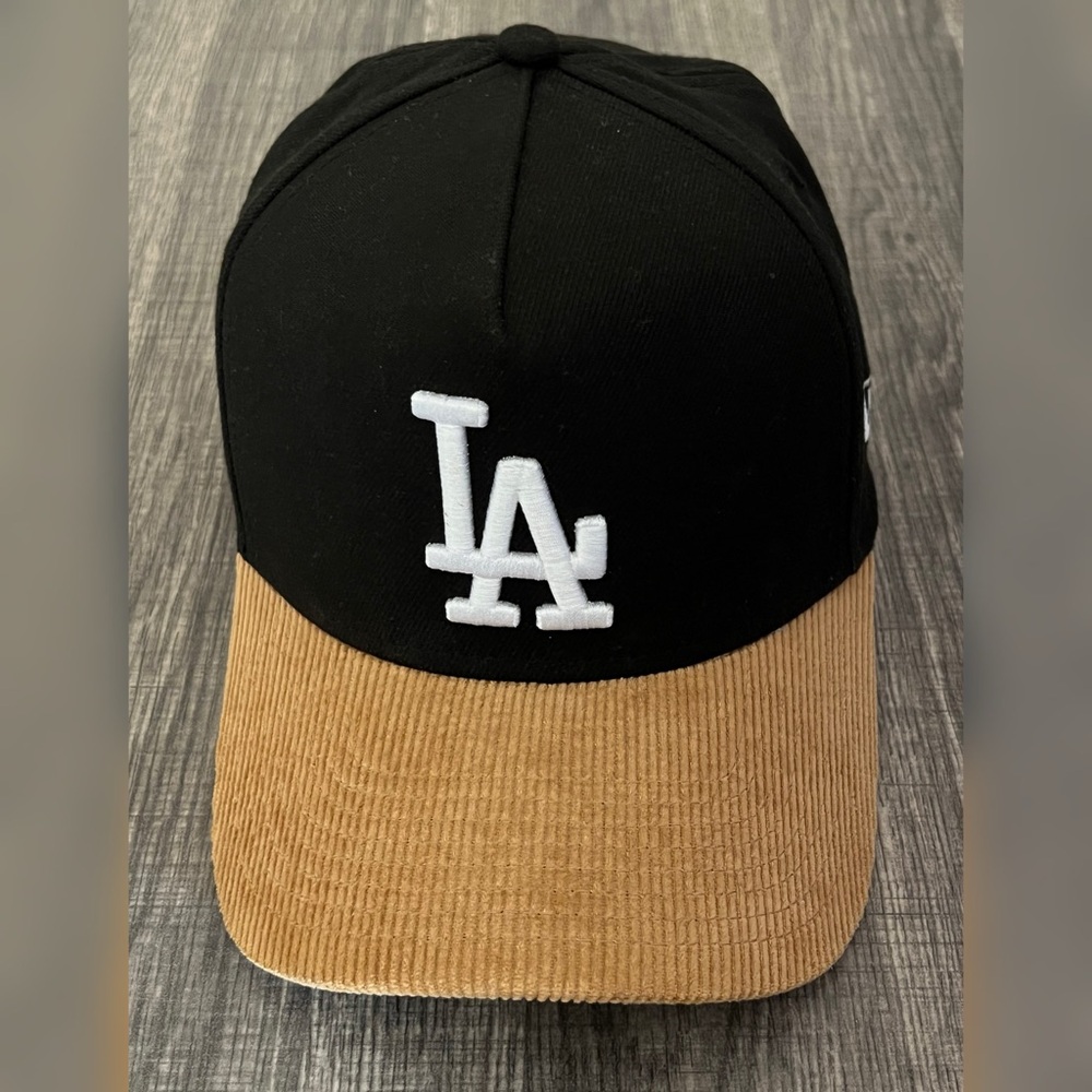 Los Angeles Dodgers New Era Black Wheat Color 39Thirty Cap Adult Size- M/L